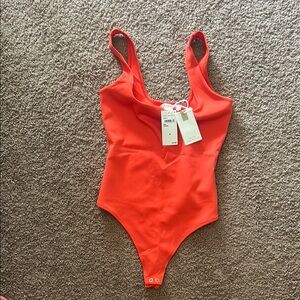 Good American Vibrant Orange Bodysuit NWT Medium